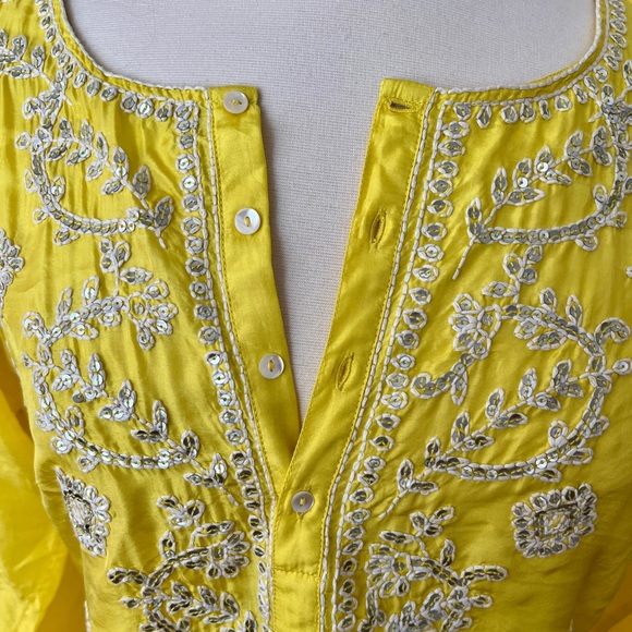 Calypso St. Barth 100% beautiful yellow silk & sequin top! - Picture 3 of 13